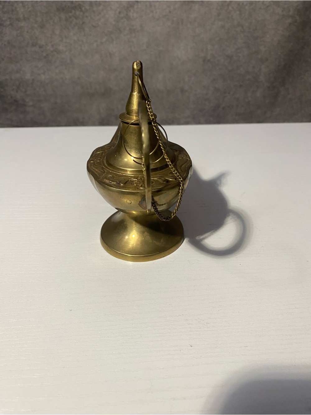 Vintage Engraved Brass Aladdin Genie Lamp Oil Incense Burner Chained Lid - Picture 5 of 10